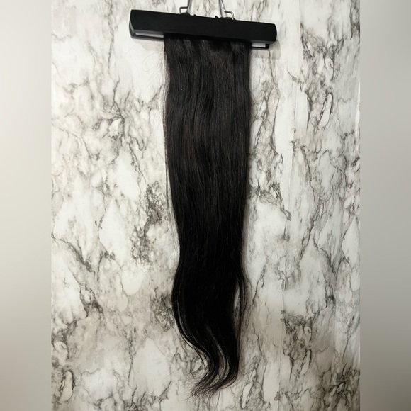 26 In Natural Black in Straight long Hair extensions Clip in Set 100% Human Hair - Picture 4 of 7
